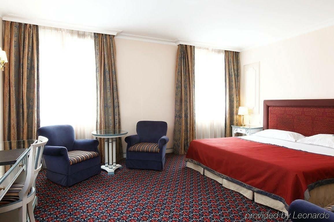 Hotel Nh Collection Grand Sablon 4*
