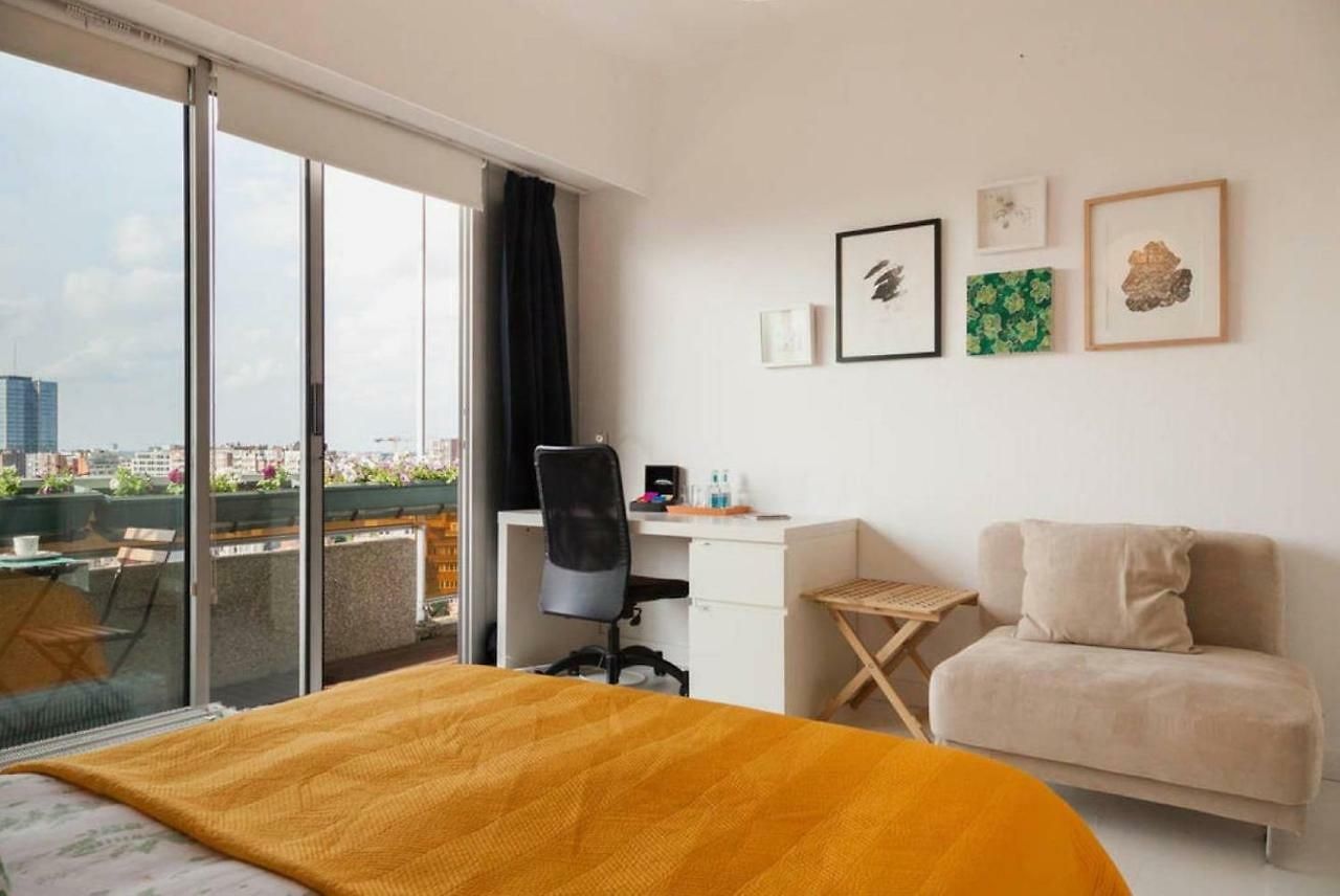 La Cambre - Ensuite Homestay Brussels