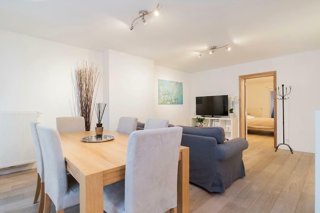 Apartment Grand Place, Only 3 Min Walk, 80M Beautiful Apartment Brussels