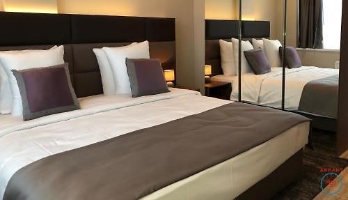 Flat Midi 33 Aparthotel 3*
