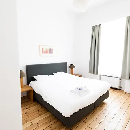 Flats Aparthotel Apartment 4*