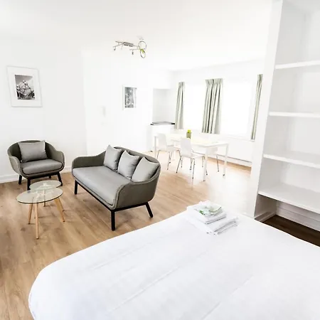 Flats Aparthotel Apartment 4*
