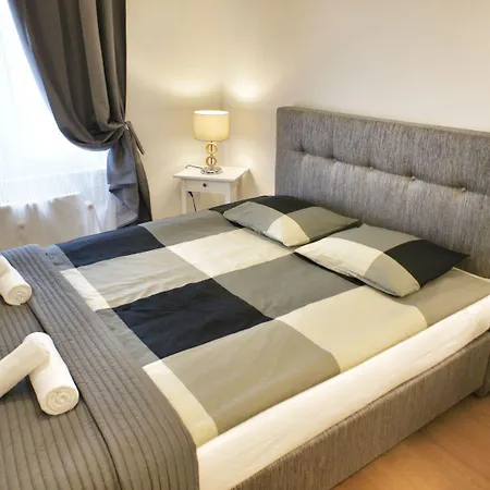 Laeken Apartment