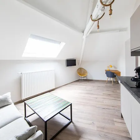 Urban Suites Schuman 2 3*