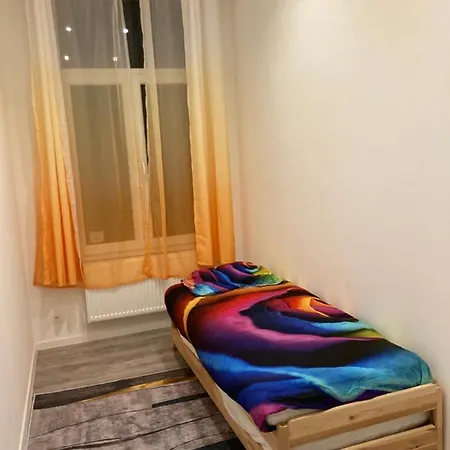 Dreamland Eu, Appartement *