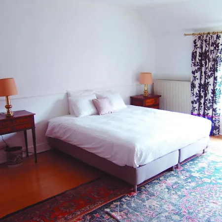 Louise Chatelain Guest house 3*