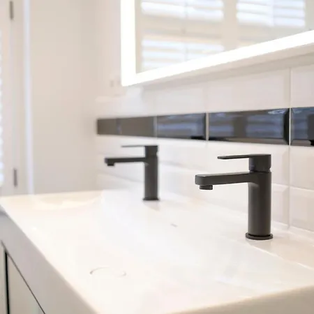 Apartment Fabulous In Chatelain Area