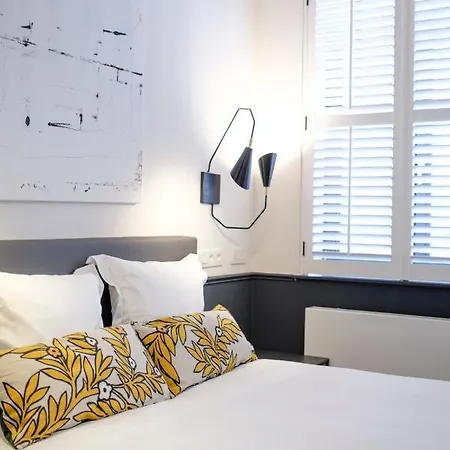 Apartment Fabulous In Chatelain Area Brussels