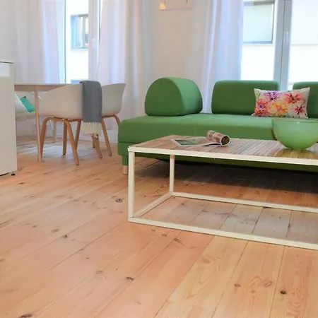 Sweet Center Apartment