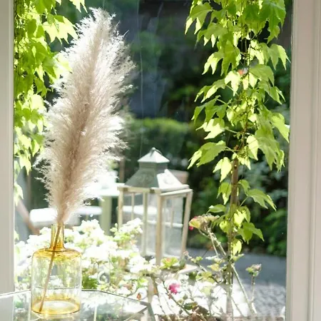The Good House Bed & Breakfast 3*