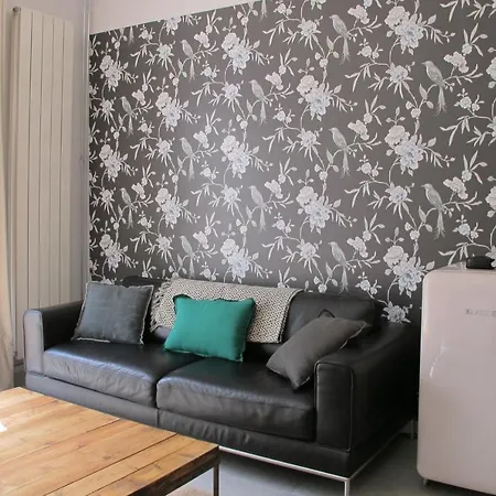 Downtown With Terrace Apartment *