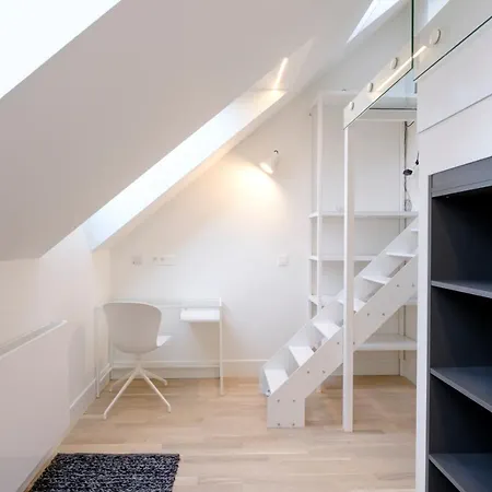 Apartment Fabulous In Chatelain Area Brussels