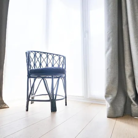 Diamant 1br Apartment Brussels