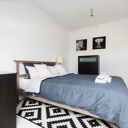 Cocoon - Duplex 3 140 M2 * Brussels