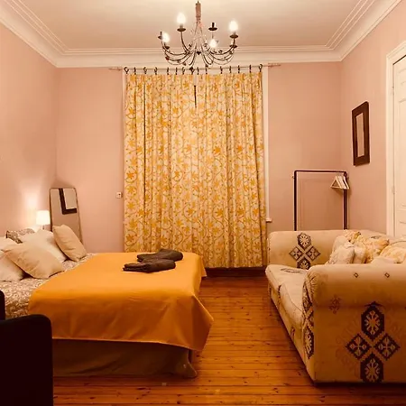 Bijou > Parvis St Pierre Apartment Brussels