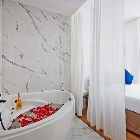 Les Ecrins Hotel