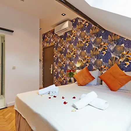 Les Ecrins Hotel 3*