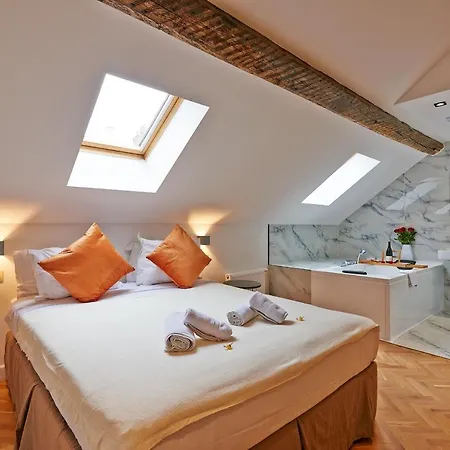 Hotel Les Ecrins Brussels