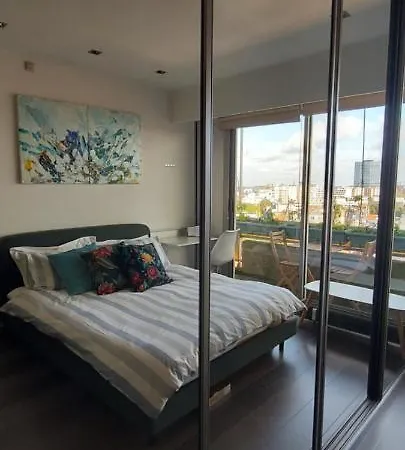 La Cambre - Ensuite Homestay Brussels