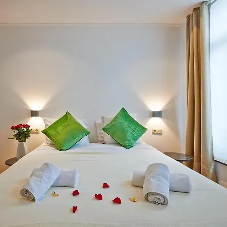 Hotel Les Ecrins 3*