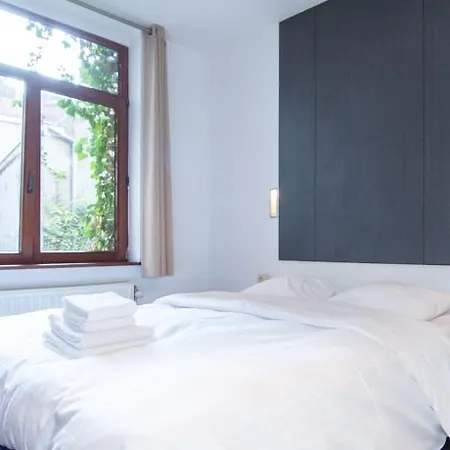 Azimut Flathotel Aparthotel 3*