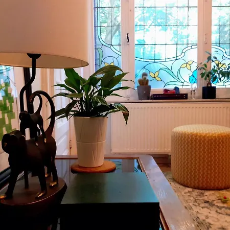 Apartment Belle Epoque Close To Eu, Nato & Rtbf *