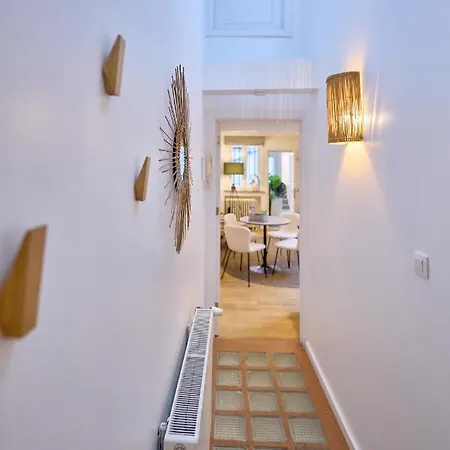 Maison Grand Place 2br 3 Apartment Brussels