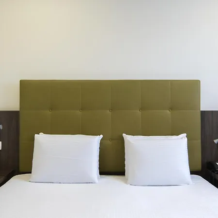 Hotel Chambord 3*