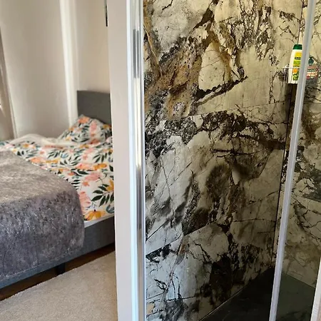 Cosy With Canal View Apartment Brussels