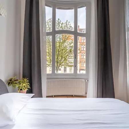 La Belgica Near Tour And Taxi Guest house *