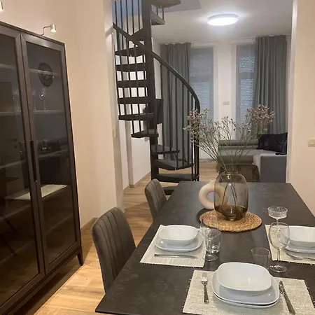 Exclusive Two-level With Private Terrace On The Canal Apartment Brussels