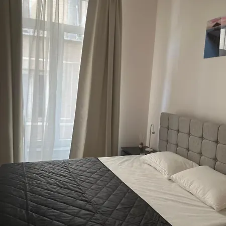 Exclusive Two-level With Private Terrace On The Canal Brussels