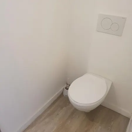 Apartment B96 2 Bedrooms *