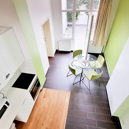 Apartment Louise Uptown *