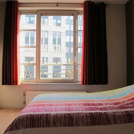Apartment Tour & Taxis 4