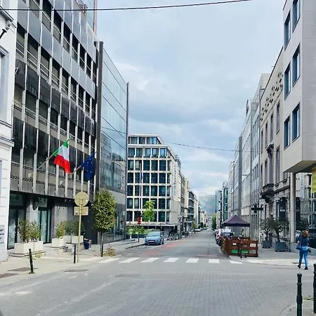 Moderne Centre De *