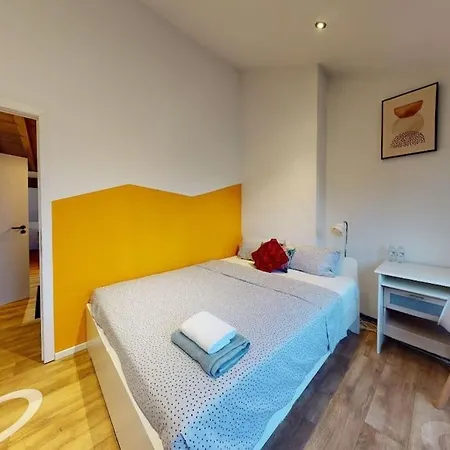 Apartment 2 Bedroom With A Rooftop Terrace On 3rd Floor