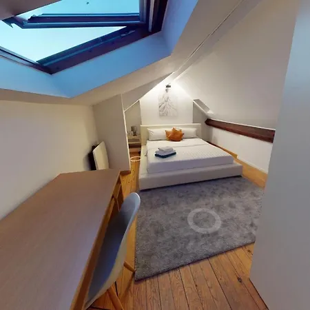 Apartment 2 Bedroom With A Rooftop Terrace On 3rd Floor Brussels