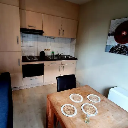 Minimal - Flat Ej Centre Apartment *