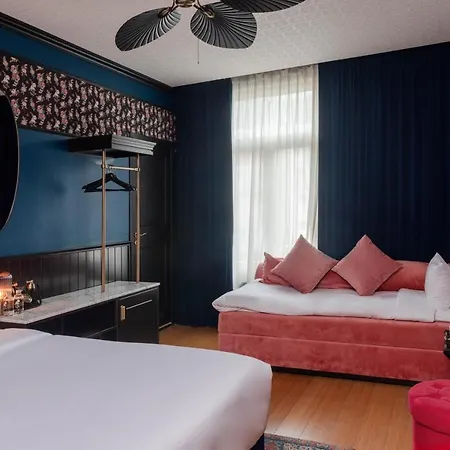 Hotel Craves