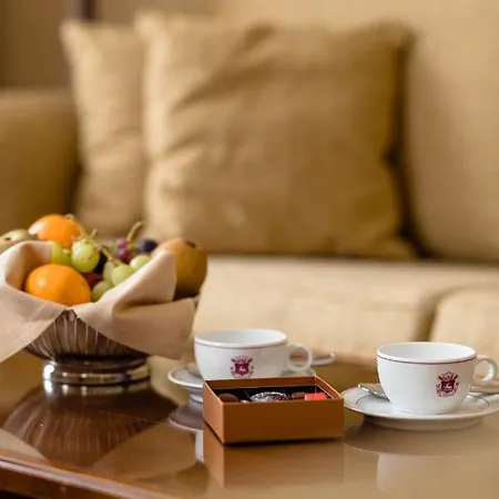 Le Plaza Hotel 5*