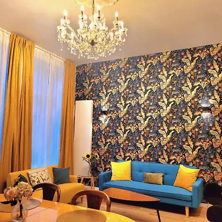 Brand New Camelia With Private Bathroom 3* Brussels