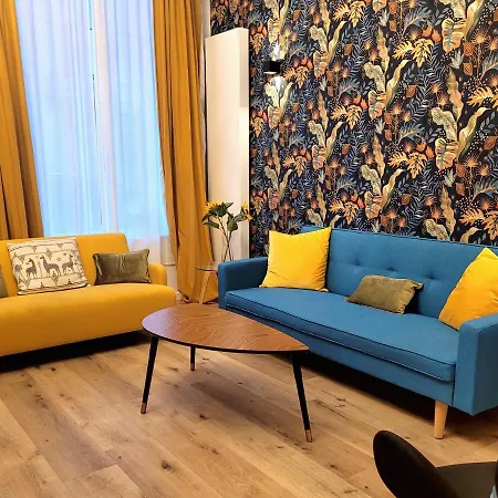 Gasthuis Brand New Iris With Private Bathroom And Balcony