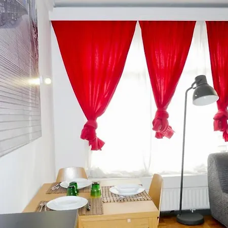 Ixelles: Superbe Appartement, Idealement Situe Apartment Brussels