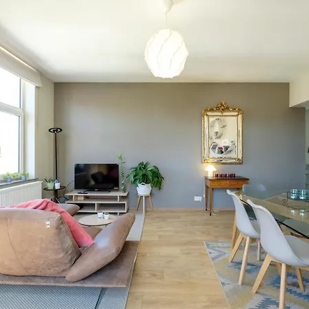 1 Avec Balcon Proximite Cinquantenaire Brussels