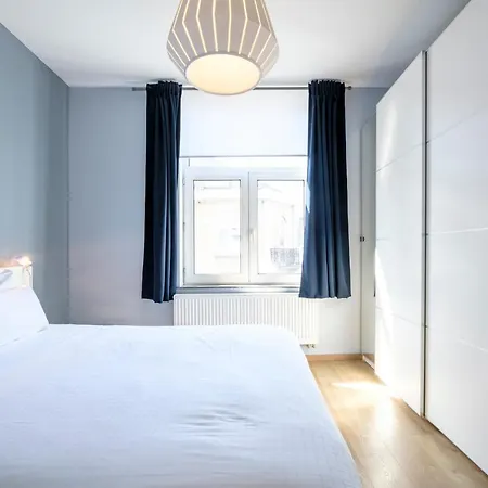 Apartment 1 Avec Balcon Proximite Cinquantenaire *