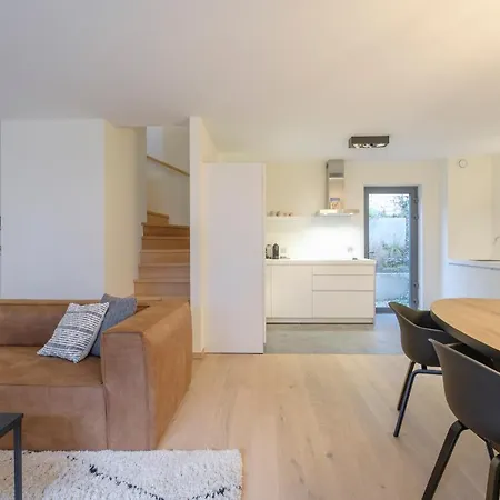 Apartment Superbe 3 Avec Terrasse Proche De La Place Flagey