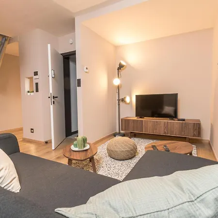 Golden Dove Luxury Aparts Brussels