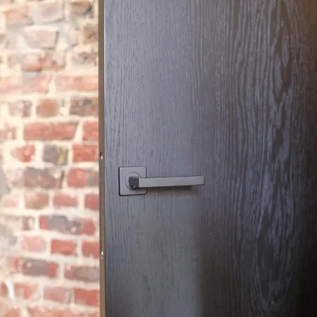 Spacieuse Maison De Ville Proposant 3 Aux Alentours Des Etangs D'ixelles Apartment