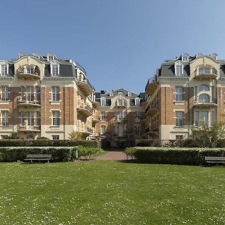 Hyde Park, Duplex De Charme Dans Une De Standing * Brussels